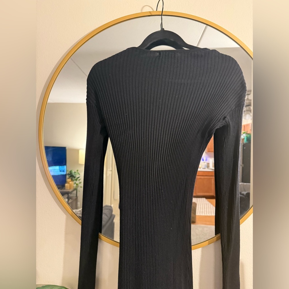 Backyard Roses Austin Sweater Dress Size Small - Picture 2 of 8